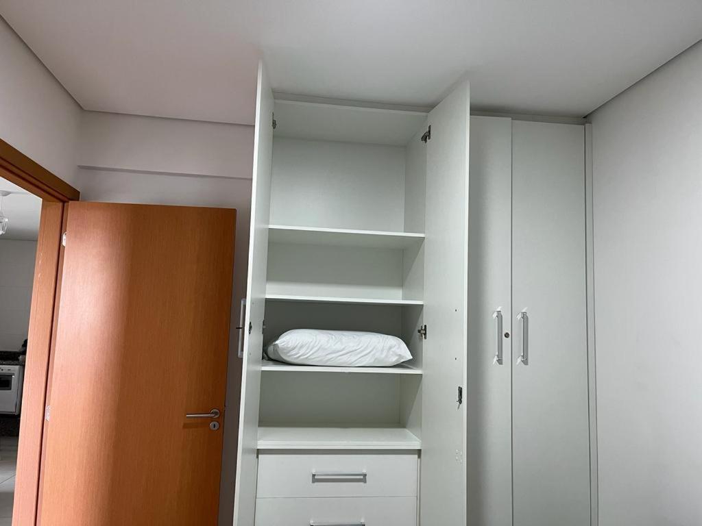 Apartamento Novo Frente Mar Com Piscina Em Home Club Penha  Eksteriør billede